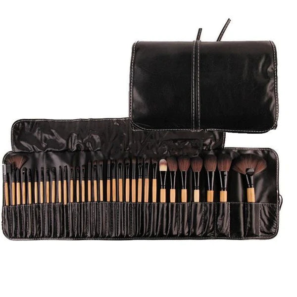 Bobbi Brown 24 Piece Makeup Brushes Set