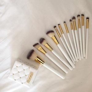 BH COSMETICS Studded Elegance 12 Piece Brushes Set