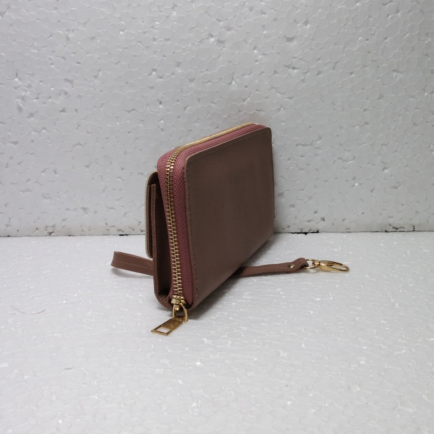 WOMEN'S POUCH WALLET