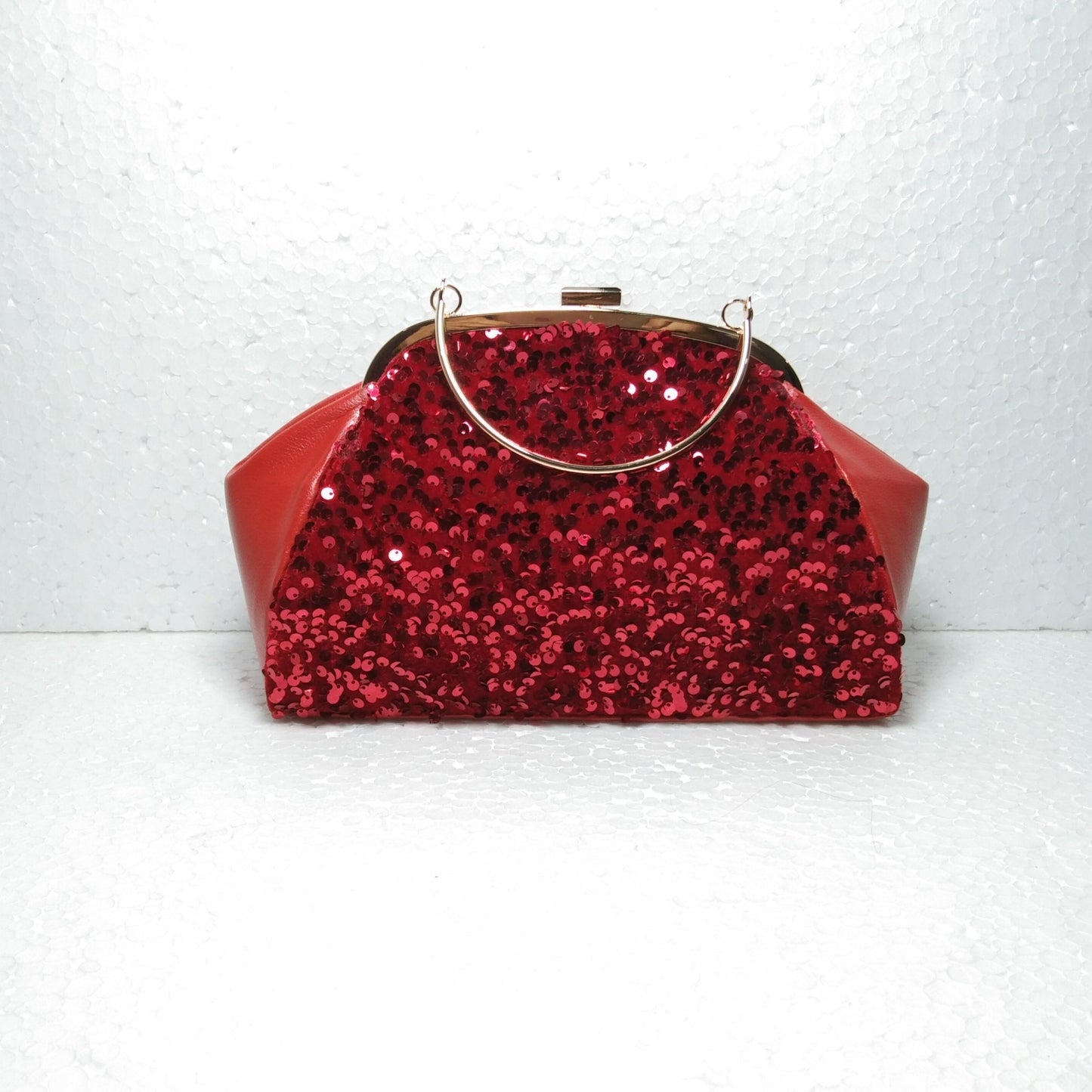 WOMEN'S clutch