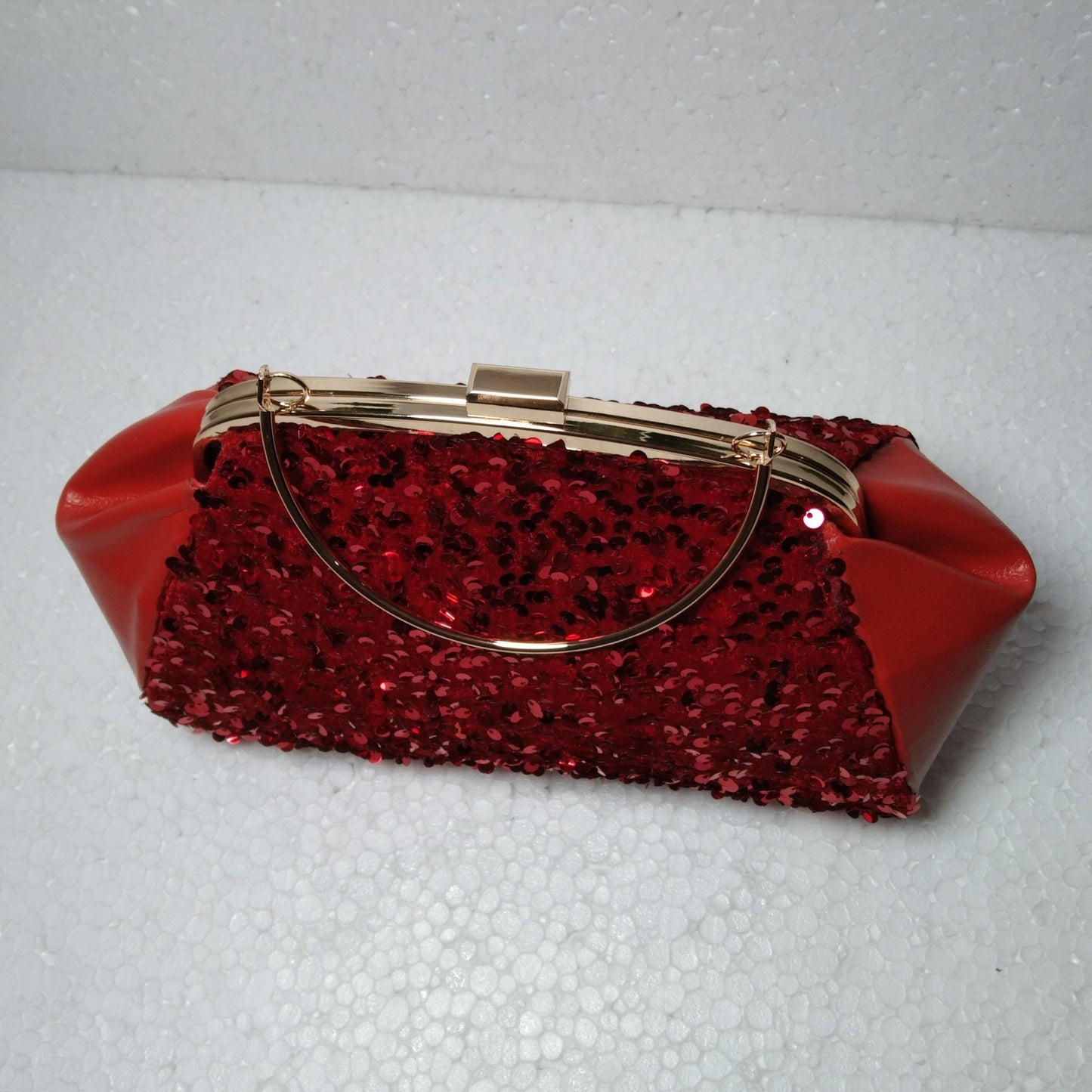 WOMEN'S clutch