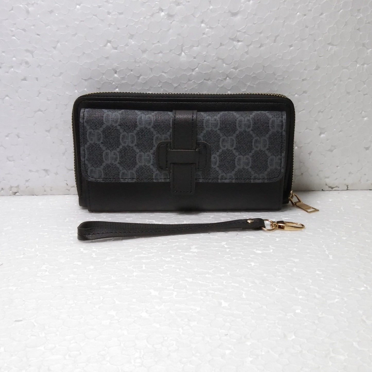 WOMEN'S POUCH WALLET