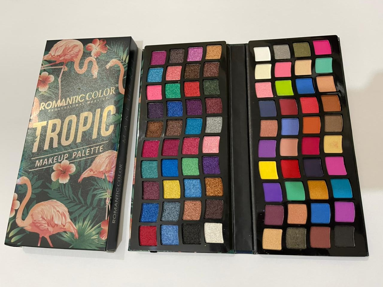 Romantic Color Tropic Makeup Palette