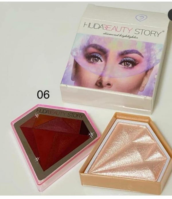 Huda beauty story diamond highlighter